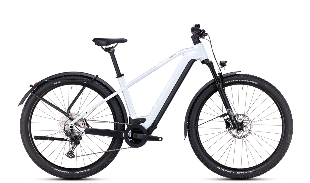 Cube Reaction Hybrid Pro 500 Flashwhite´n´Black  une robuste autonomie de vélo électrique