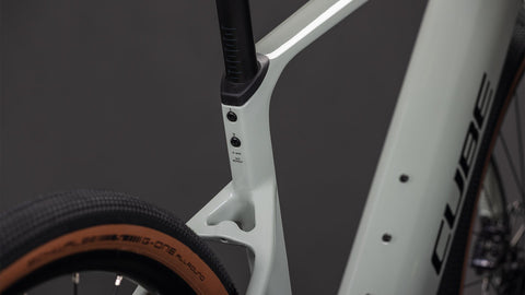 CUBE NUROAD HYBRID C:62 RACE 400X NOUVEAU